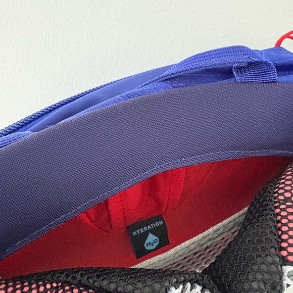 OSPREY Sirrus 24 Backpack - NWT - Picture 9 of 12